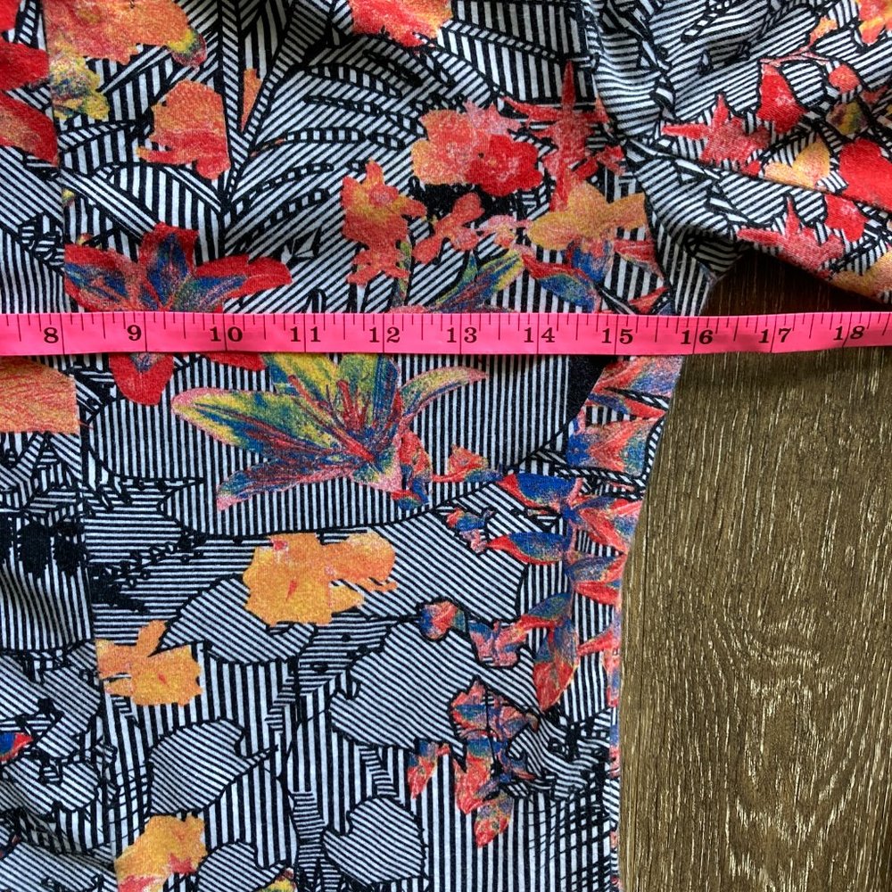 Volcom Walk It Out Mini Bodycon Size M Dress - image 6